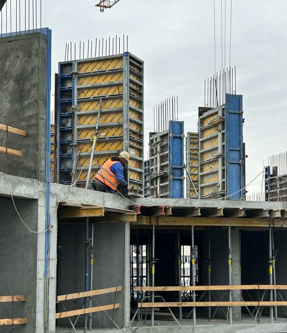 Вересень 2024